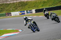 enduro-digital-images;event-digital-images;eventdigitalimages;mallory-park;mallory-park-photographs;mallory-park-trackday;mallory-park-trackday-photographs;no-limits-trackdays;peter-wileman-photography;racing-digital-images;trackday-digital-images;trackday-photos